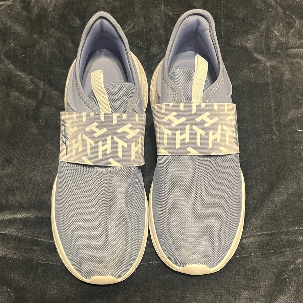 Tommy Hilfiger Stylish Light blue/white Slip-On Sneakers 8.5